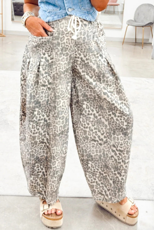 Gray Leopard Print Pleated Pockets Drawstring Barrel Jeans