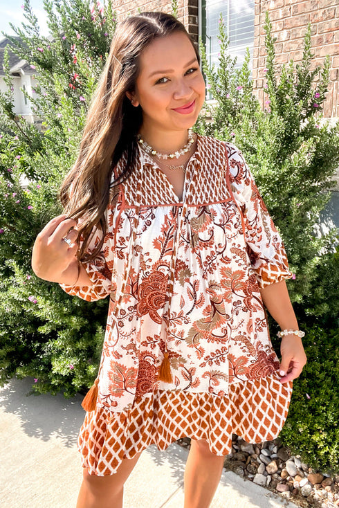 Brown Plus Floral Mixed Print Patchwork Tie Split Neck Half Sleeve Loose Mini Dress