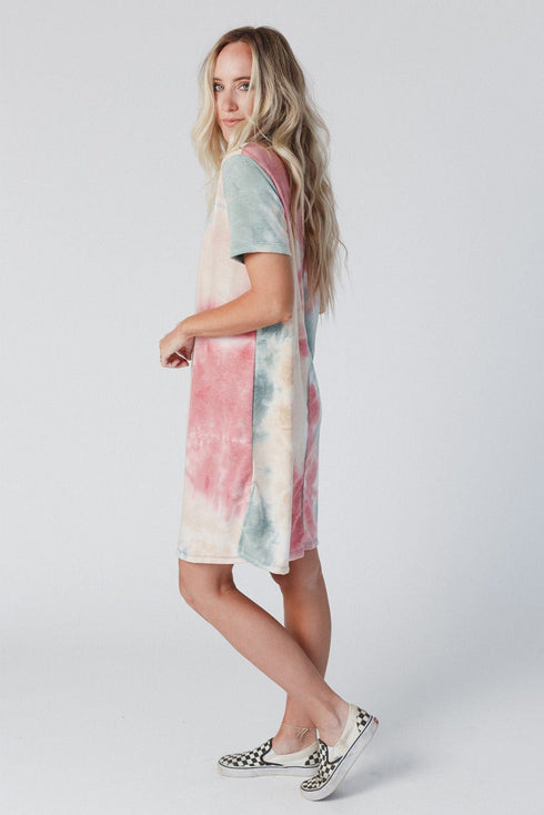 loose-printed-short-sleeve-zippered-v-neck-dress