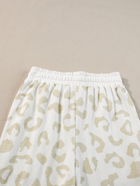 white-leopard-pullover-and-drawstring-pants-lounge-set