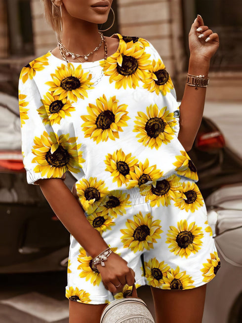 two-piece-printed-round-neck-short-sleeve-t-shirt-shorts