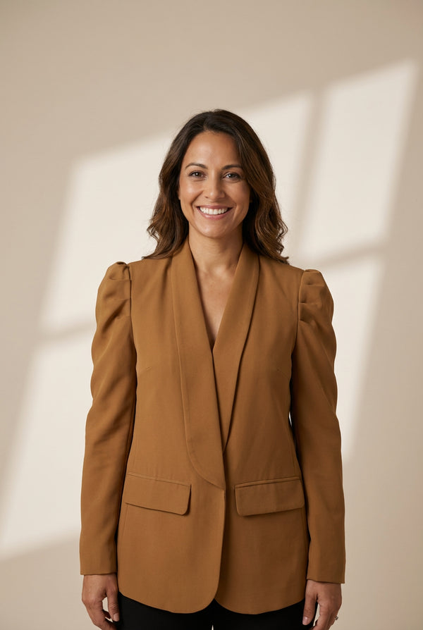 Women's Lightweight Blazer for Women made for easy styling and wardrobe coordination, with premium-like structure and finish.