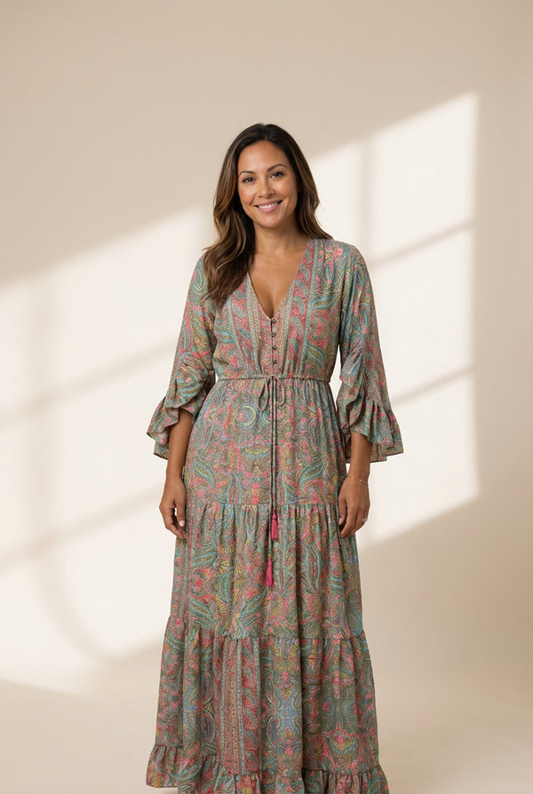 Women's Retro Paisley V-Neck Tiered Maxi Dress with Flared Sleeves