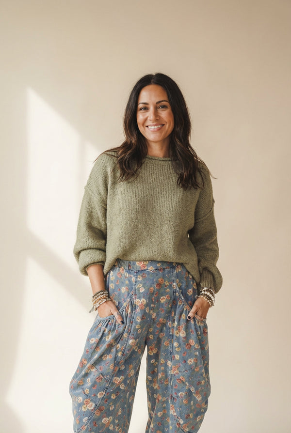 Beau Blue Retro Floral Print Elastic Waist Pocketed Barrel Jeans