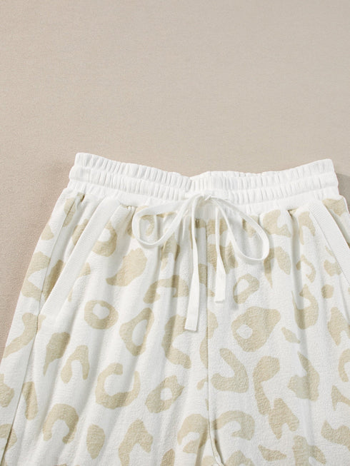 white-leopard-pullover-and-drawstring-pants-lounge-set