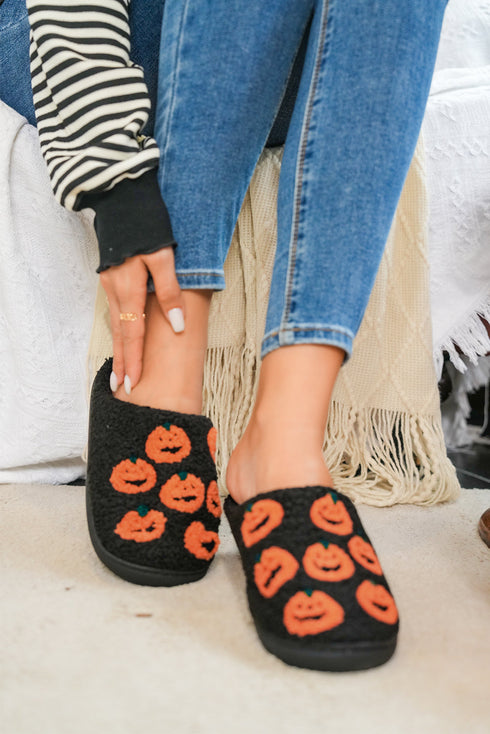 Black Halloween Pumpkin Plush Home Slippers