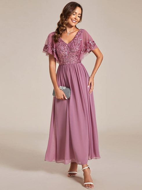 Chic V-Neck Mother of the Bride Dress with Short Ruffles Sleeves