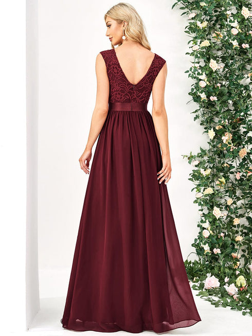 Elegant Lace Bridesmaid Dresses In Fashion