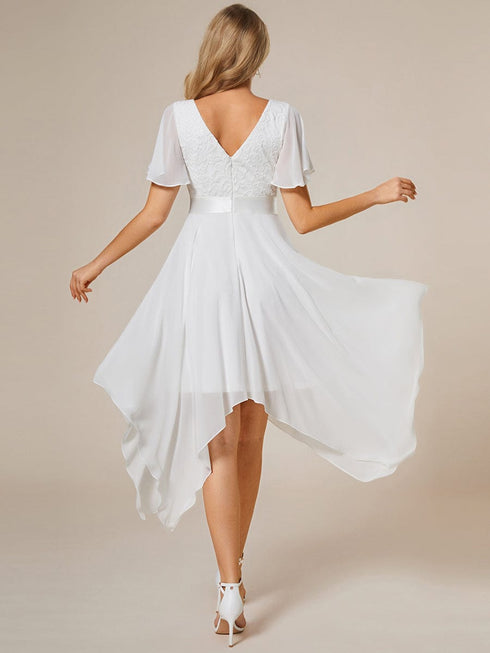 Elegant V-Neck Chiffon Evening Dress Featuring Short Sleeves