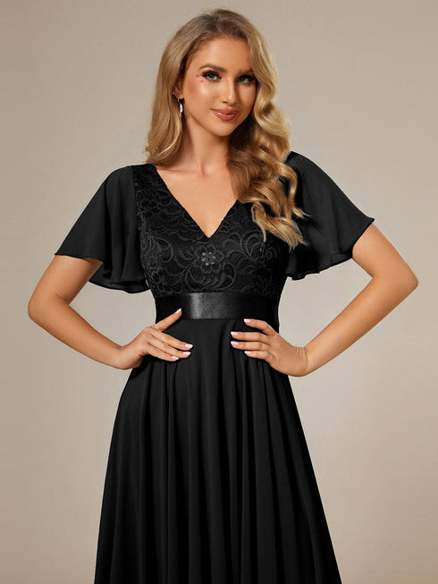 Elegant V-Neck Chiffon Evening Dress Featuring Short Sleeves