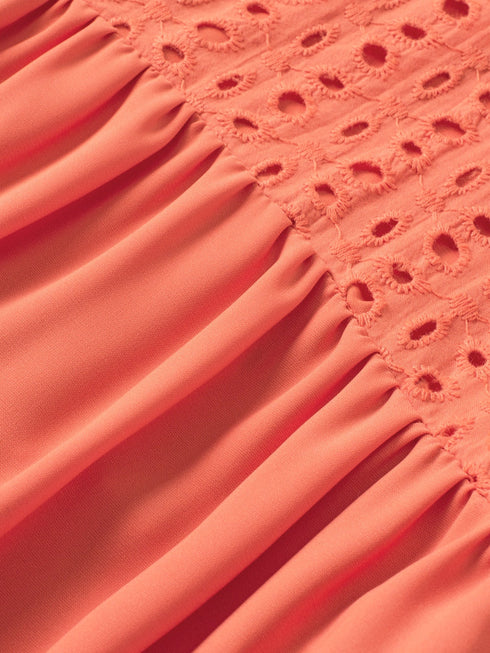 carrot-plus-size-eyelet-contrast-bodice-babydoll-dress