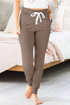 Women's Relaxed Fit Dark Brown Joggers with Drawstring Waist and Side Pockets for Casual Comfort and Everyday Style
