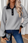 Women's Cozy Light Grey Colorblock Sweatshirt with Textured Fabric and Buttoned Collar for Casual Chic Looks