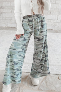 Trendy Women's Chic Culottes and Pants - Comfortable Fit in Vibrant Colors, Perfect for Any Occasion
