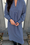 Plus Size Women's Blue Striped V-Neck Midi Dress with Side Slits and Long Sleeves for Effortless Summer Chic