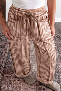 
Women's Stylish Brown Plaid Drawstring Shift Pants with Elastic Waist & Contrast Trim – Comfortable Casual Fashion