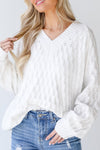 Chic White Loose-Fit Sweater for Women - Cozy Casual Knitwear for Effortless Style and All-Day Comfort