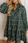 Plus Size Women's Green Plaid Mini Dress - Stylish Long Sleeve Shift with Notched Neck for Effortless Chic Looks