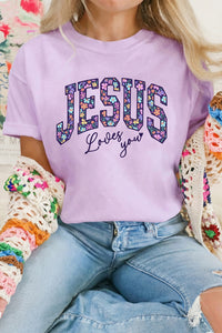 Chic Women's Graphic Tees - Comfortable & Stylish Designs in Bright Colors for Casual Everyday Outfits