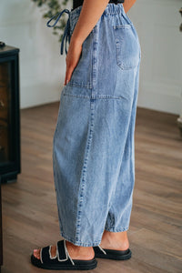 High-Waisted Cotton Blend Barrel Jeans in Medium Blue with practical styling, blue, photo 5