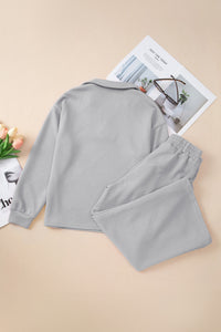 relaxing-and-stylish-lounge-set