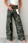 Trendy Women's Green Camo Wide Leg Cargo Pants - Comfortable Fit with Spacious Pockets for Effortless Style