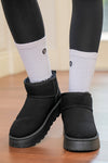 Women's Cozy Black Faux Fur-Lined Suede Ankle Snow Boots for Stylish Winter Comfort and Warmth