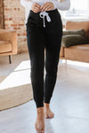 Stylish Women's Black Joggers with Pockets & Drawstring Waist for Ultimate Comfort in Casual Wear