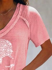 skull-print-deep-v-neck-pullover-t-shirt