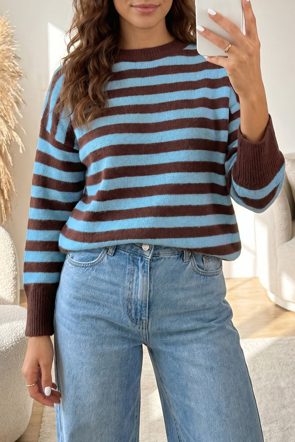 Chic Women's Cozy Knit Sweaters: Versatile Pullovers & Cardigans in Soft Fabrics Perfect for Year-Round Style