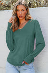 Chic Women's V-Neck Long Sleeve Top in Soft Fabric – Ideal for Casual and Office Outfits, Effortless Style and Comfort