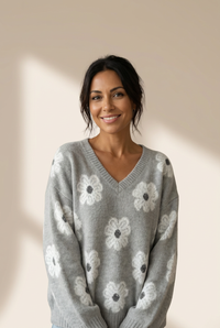 Cozy Women's Oversized Gray Floral Print Sweater with V-Neck and Drop Shoulders for Effortless Casual Style made for easy styling and wardrobe