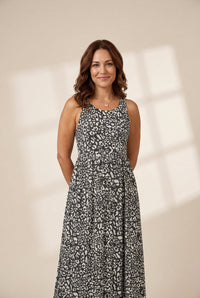 Women's Printed Sleeveless Tie Waist Maxi Dress