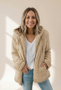 Women's Chic and Modern Women's Sherpa Teddy Coat Zip-Up Hoodie for Daily Fall Wardrobe with practical styling and dependable silhouette control.