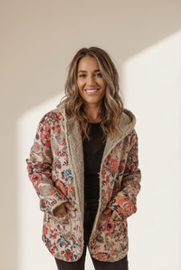 Women's Cozy Beige Vintage Paisley Floral Hooded Jacket with Sherpa Lining for Chic Winter Warmth