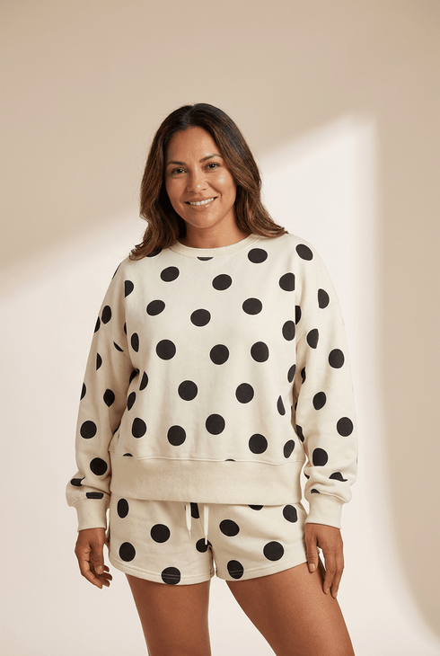 Chic Beige Polka Dot Drop Shoulder Pullover & Drawstring Shorts Set for Women - Casual Summer Style