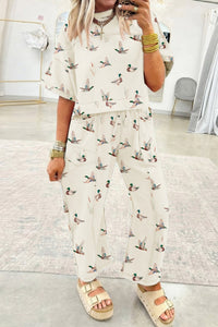 Chic Women's Beige Cropped Tee with Mallard Print & Loose Drawstring Pants Set for Effortless Casual Comfort