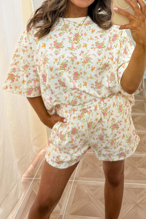 Chic Women's Cotton Short Sets - Stylish & Comfortable Casual Outfit for Summer Days in Soft, Breathable Fabric
