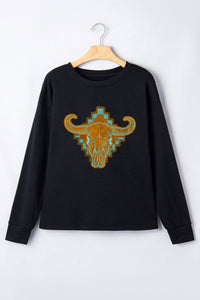 Chic Women's Graphic Sweatshirts - Cozy, Fashionable, and Ideal for Casual, photo 2
