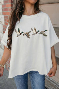 Chic Women's Graphic Tees - Soft Cotton T-Shirts with Unique Designs for Effortless Everyday Style and Comfort