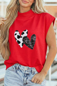 Chic Women's Graphic Tees - Trendy Designs, Soft Fit, Ideal for Casual Outings and Daily Wear