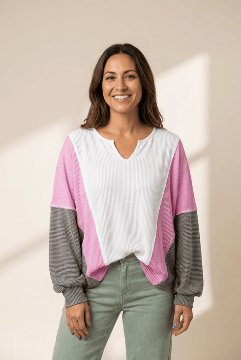 Women's Color-Block Spiral Ribbed Notched V-Neck Top