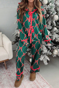 
Cozy Women's Green Bow Print Pajama Set - 2-Piece Long Sleeve Knot Front Sleepwear for Relaxing Nights
