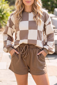 Chic Women's Vibrant Short Sets - Trendy Two-Piece Outfits for Comfortable Summer Style and Effortless Fashion