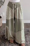 Women's Green Floral Color Block Wide Leg Pants with Raw Seam Detail - Stylish Crinkled Design for Effortless Chic