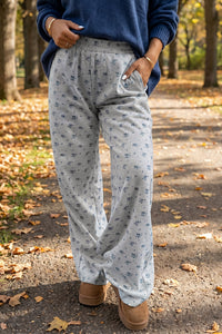 Trendy Women's Culottes & Pants - Stylish, Comfortable Fit in Vibrant Colors for Everyday Chic Looks