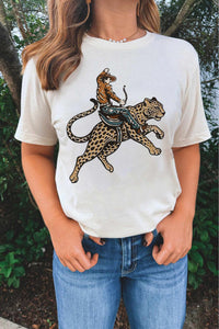 Chic Women's Graphic Tees - Vibrant Casual Tops with a Comfortable Fit for Effortless Everyday Style