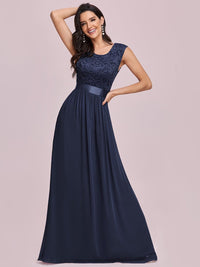 Elegant Lace Bridesmaid Dresses In Fashion