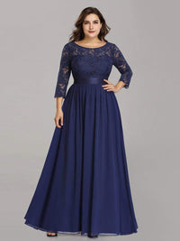 Elegant Lace Evening Dress with Romantic Sleeves for Plus Size Women