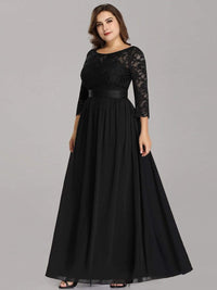 Elegant Lace Evening Dress with Romantic Sleeves for Plus Size Women